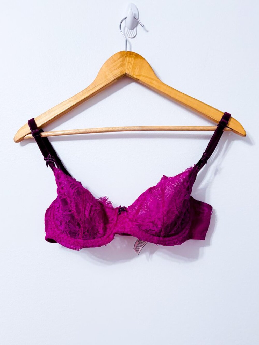 VICTORIA'S SECRET Purple lace bra | Floral Feminine Coquette | Size 34D